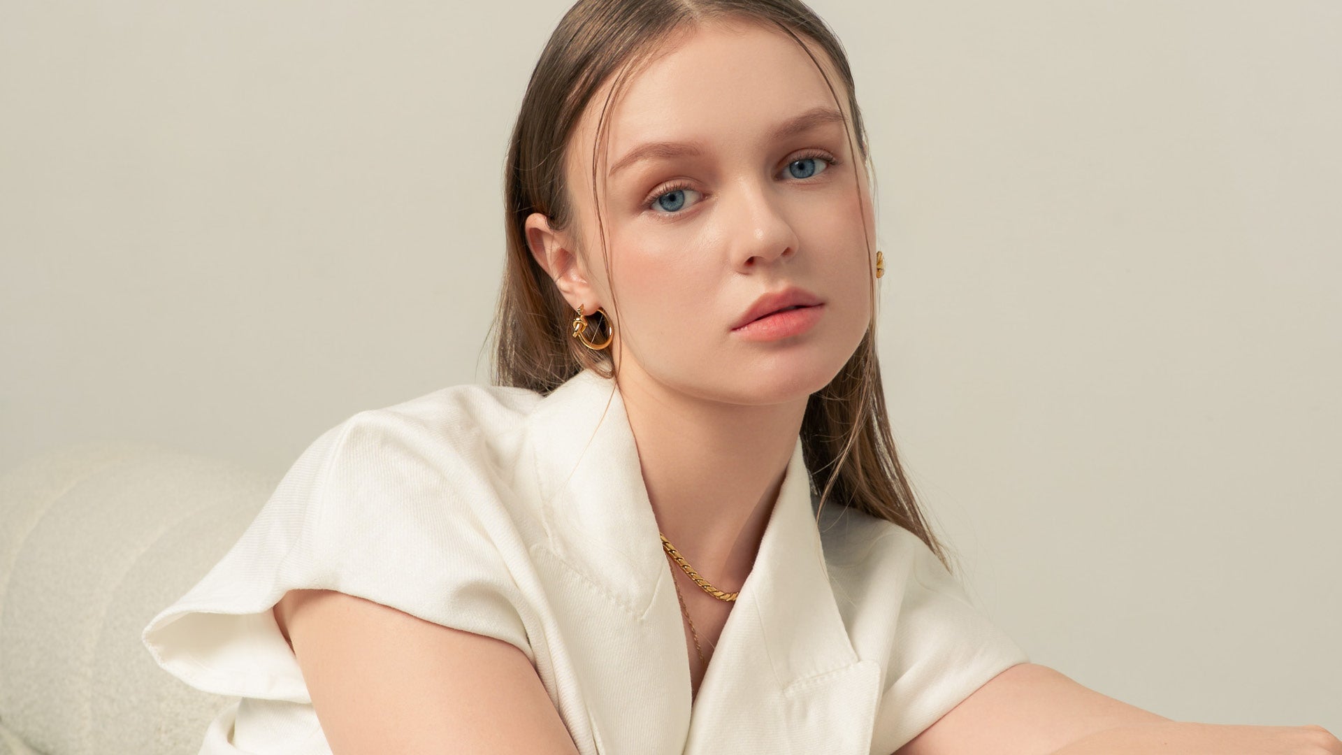 LAVANA Mother's Day jewellery collection featuring elegant gold and silver necklaces and bracelets gift ideas