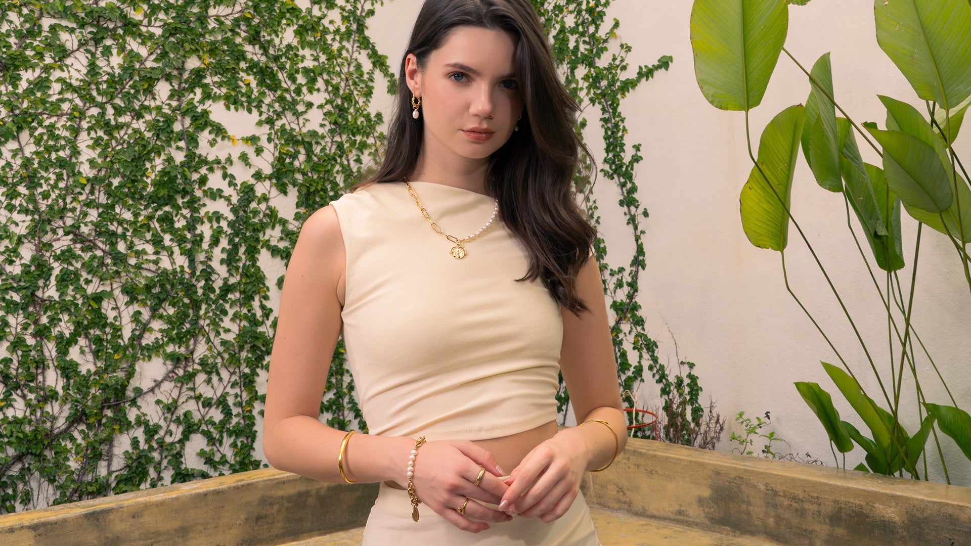 LAVANA Wedding jewellery collection banner showcasing elegant bridal rings and accessories for weddings